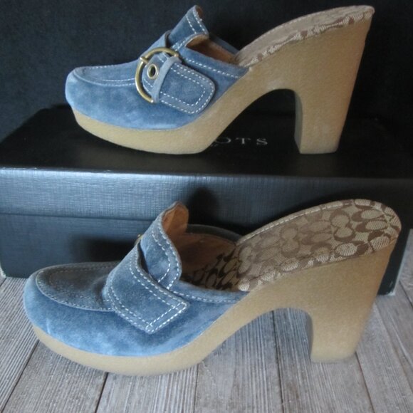 COACH - Light Blue Suede with Rubber Platform Heels - Size 6 - Picture 3 of 8